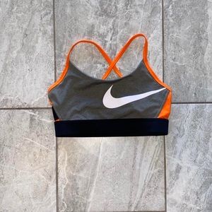 Nike Pro Intertwist Epic Lux Icon Sports Bra